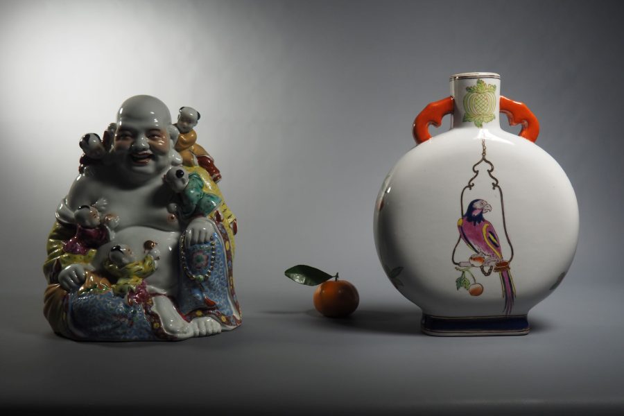 Ваза с попугаем по рисунку Корнелиса Пронка