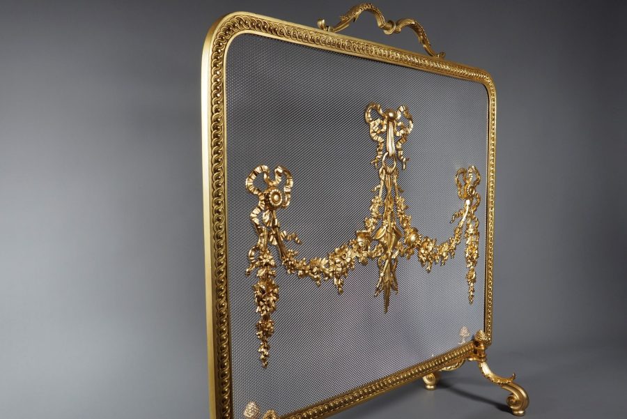 Pare-feu en bronze doré décor chasse XIXe siècle France