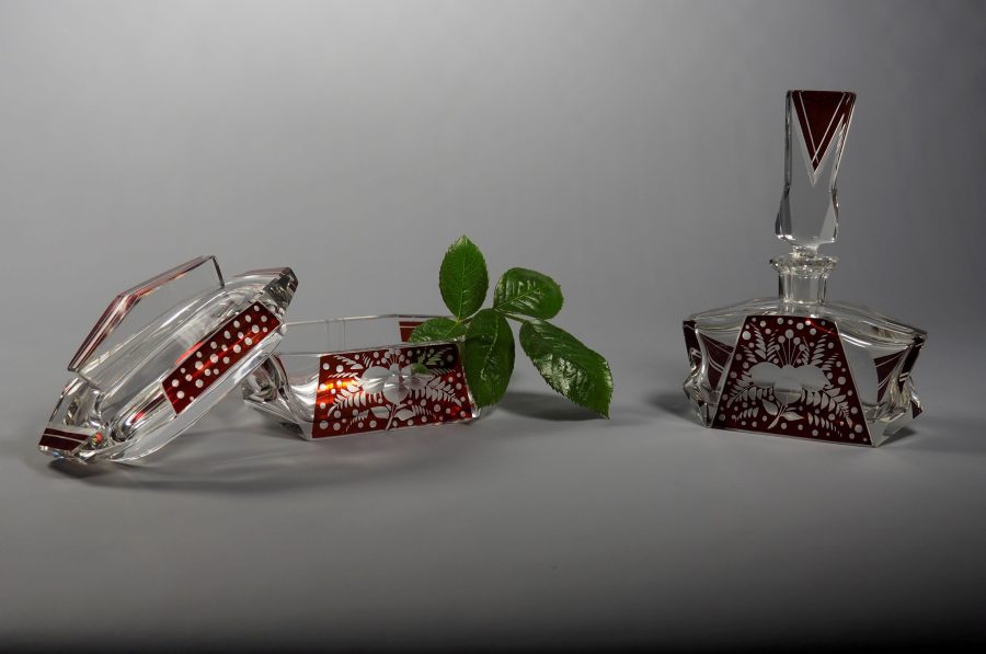 Ensemble de toilette en cristal Art déco vers 1930