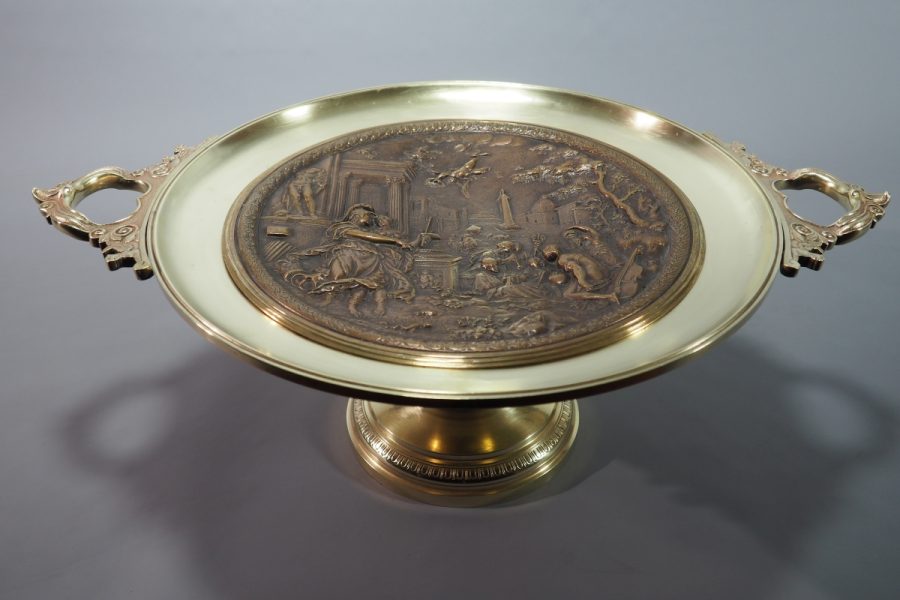Grande coupe en bronze Napoléon III à décor antique et signature « B. Cellini », France XIXe siècle