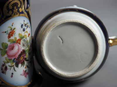 Théière en porcelaine de Paris - cobalt et bouquets - fin XIXe siècle – Image 13
