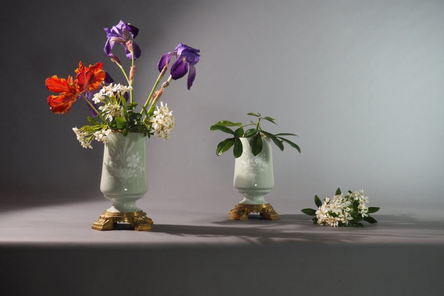 Paire de vases en porcelaine céladon et bronze, France, époque Napoléon III, XIXe siècle.