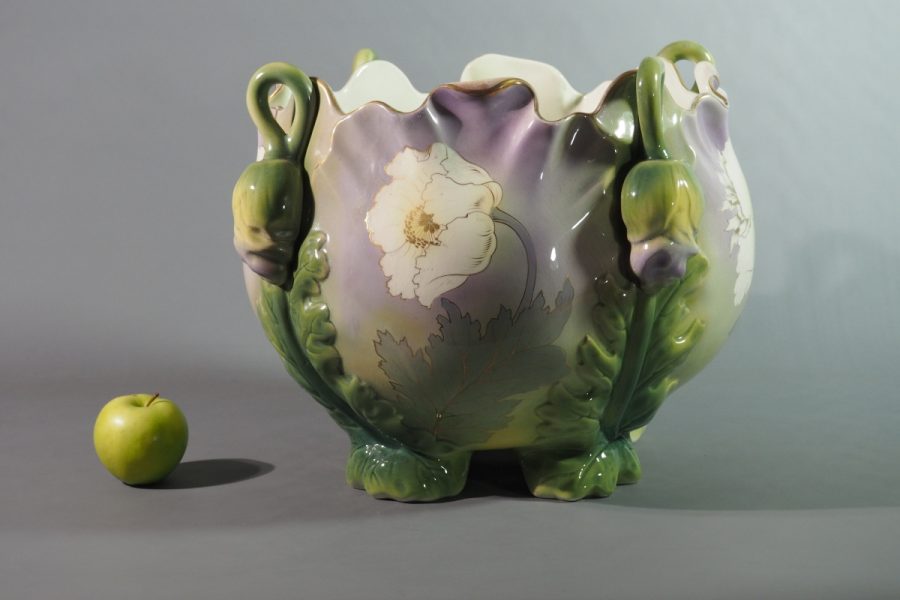 Cache-pot Art nouveau Lunéville KG faïence décor coquelicots fin XIXe siècle