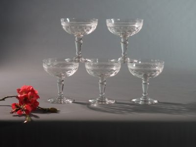 Coupes à champagne cristal gravé France vers 1900 style Baccarat Saint-Louis