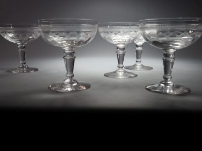 Coupes à champagne cristal gravé France vers 1900 style Baccarat Saint-Louis