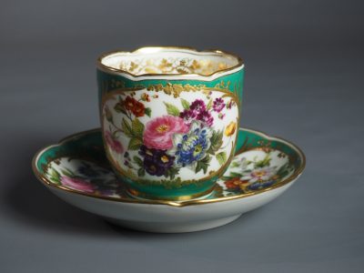 Tasse et soucoupe porcelaine de Paris XIXe Rihouet