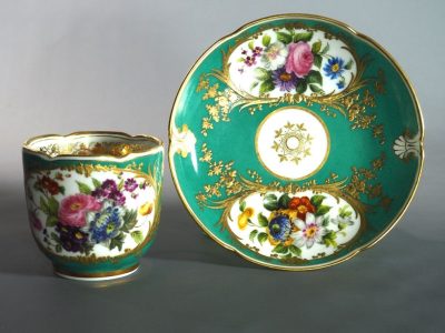Tasse et soucoupe porcelaine de Paris XIXe Rihouet