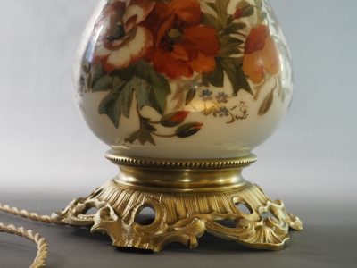 Paire de lampes en opaline peinte - XIXe siècle – Image 10