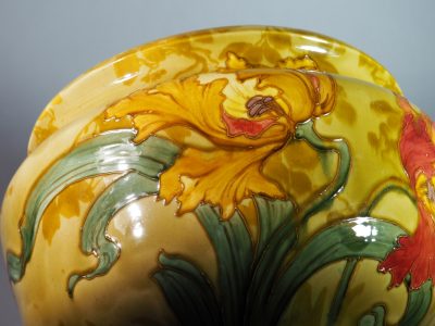 Grand cache-pot en faïence Art nouveau – Image 10