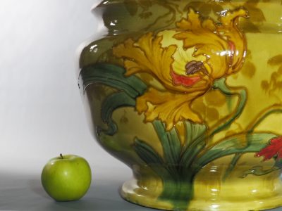 Grand cache-pot en faïence Art nouveau – Image 4