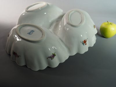 Serviteur en porcelaine de Dresden style Meissen – Image 11