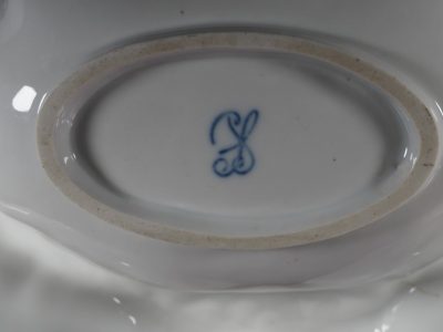Serviteur en porcelaine de Dresden style Meissen – Image 12