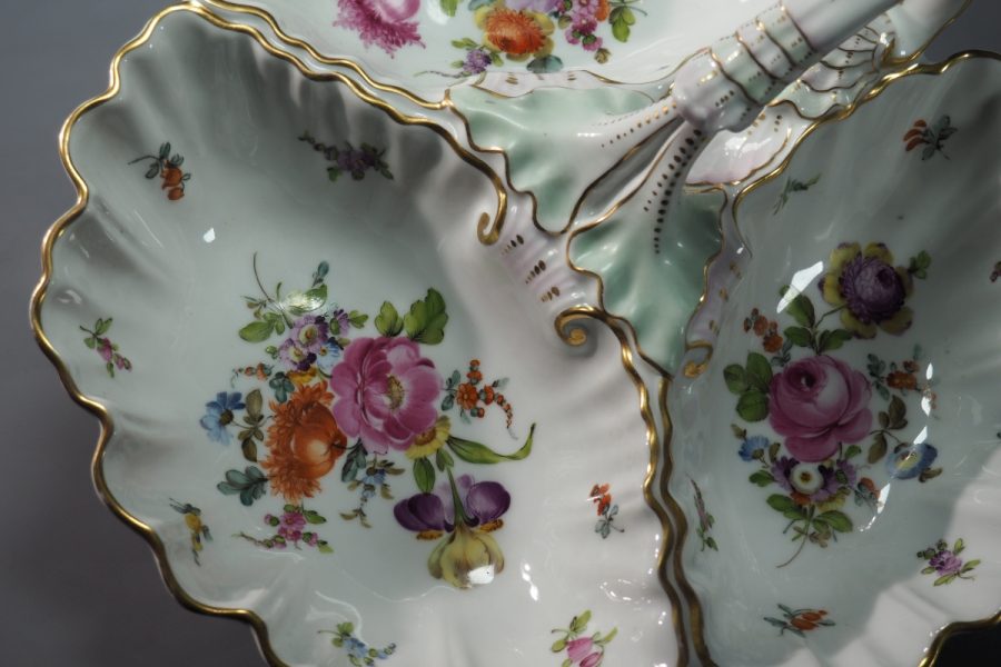 Serviteur porcelaine Dresden style Meissen décor floral XIXe siècle