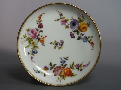 Tasse et soucoupe en porcelaine peinte main Rihouet Paris – Image 9