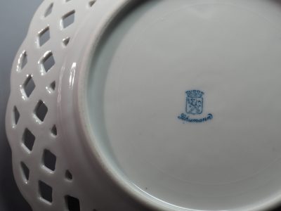 Assiettes en porcelaine ajourée Schumann Arzberg 1932–1944 – Image 10