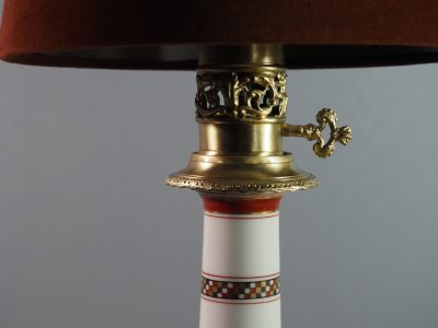 Paire de lampes en porcelaine et bronze, décor mythologique, France vers 1820–1850