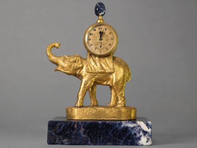 Pendule de table en bronze Ruffony