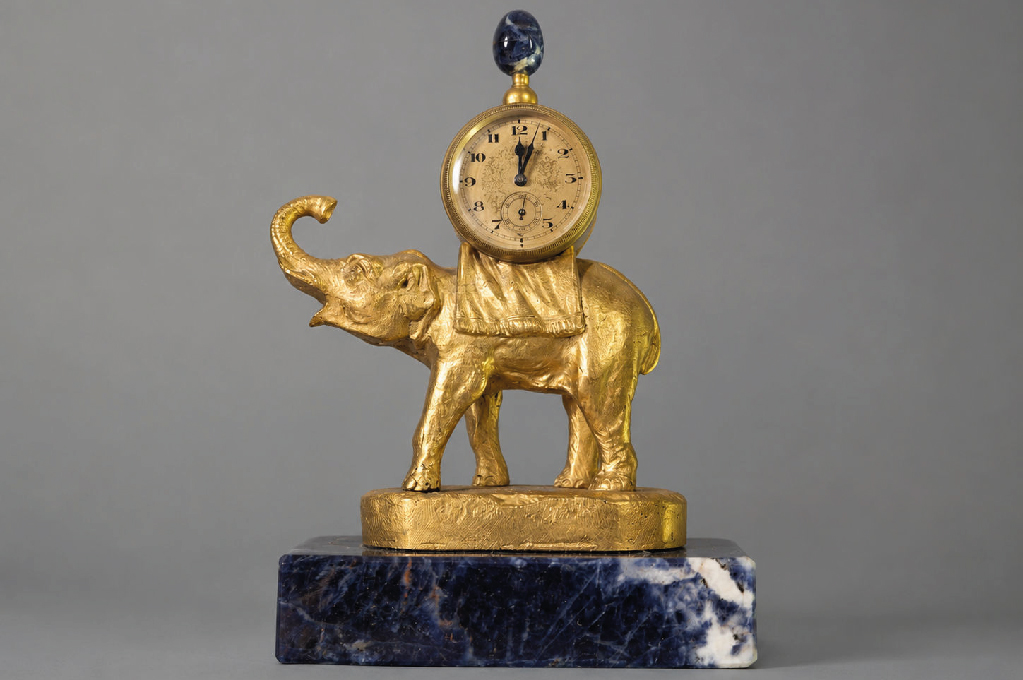 Pendule de table en bronze Ruffony