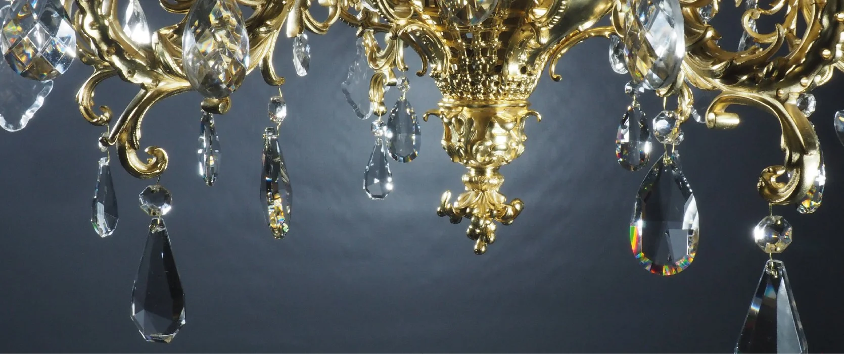 Lustre à 24 lumières « Le Monde éclatant ». France, années 1880.